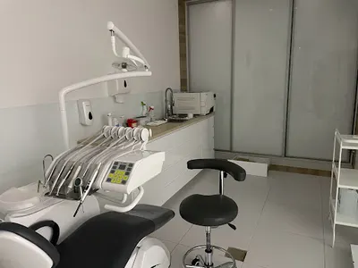 Family Dent Stomatologia Marta Chyb